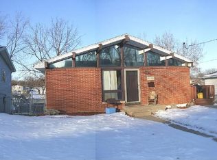 2855 Indiana Ave, Dubuque, IA 52001