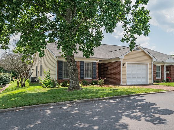 2nd image of 310 Cana Cir