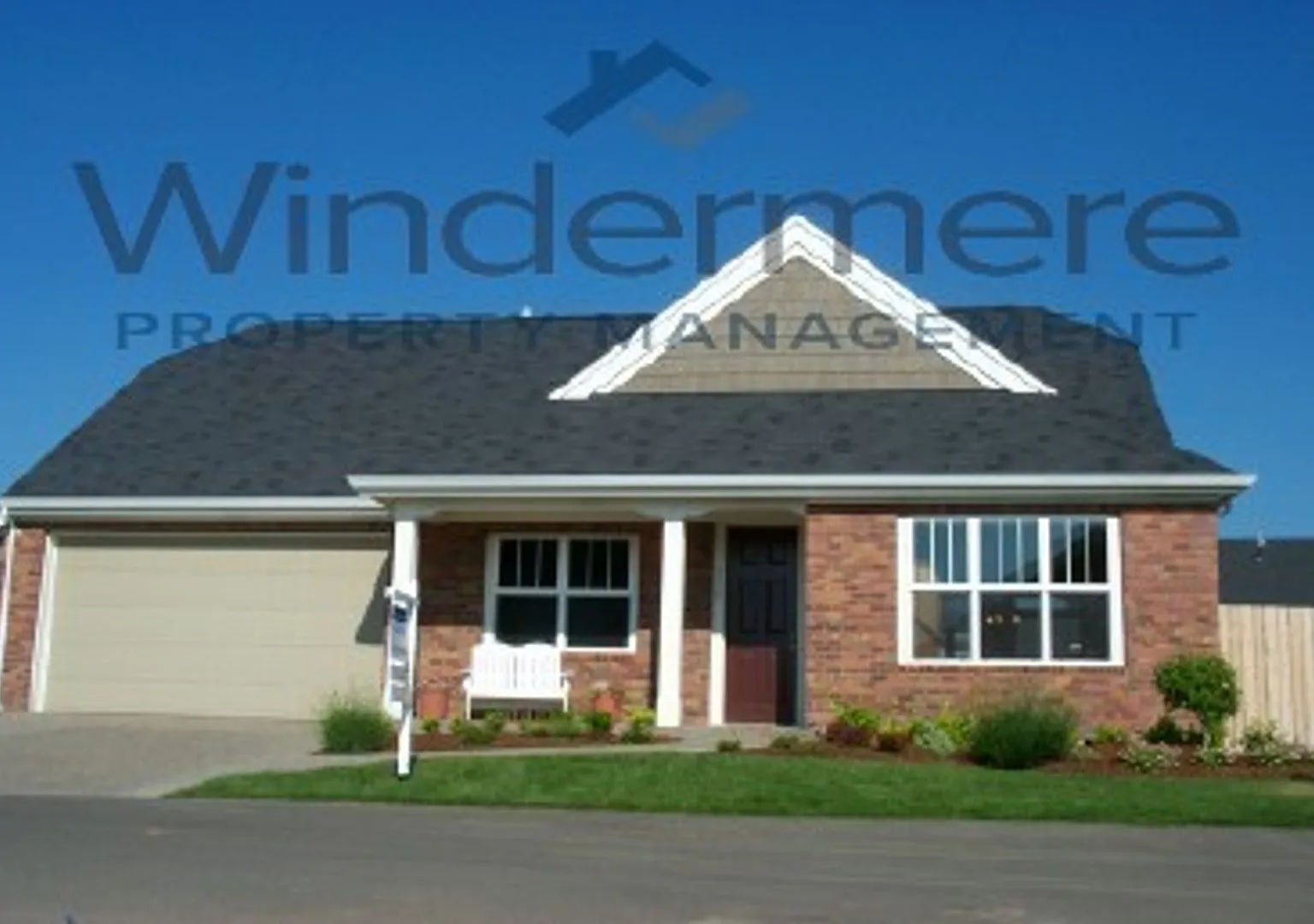 735 SE Quail Run *Located in Phase VI of the Villages of Garrison Creek* — Photo 1