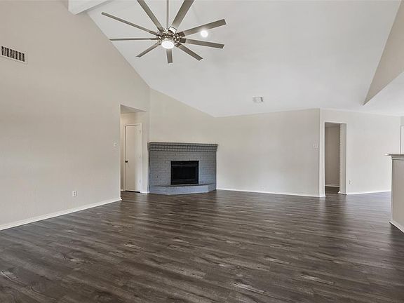 4th image of 5016 Sundown Dr