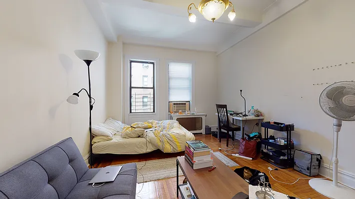 Rented by Bond New York | media 20