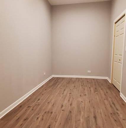 3rd image of 1748 W 21st St #3B