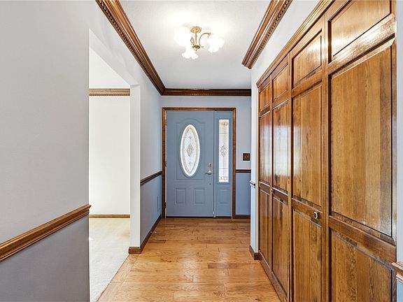 5th image of 1013 Cardinal Dr