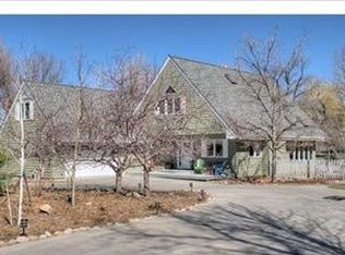 814 Gapter Rd, Boulder, CO 80303