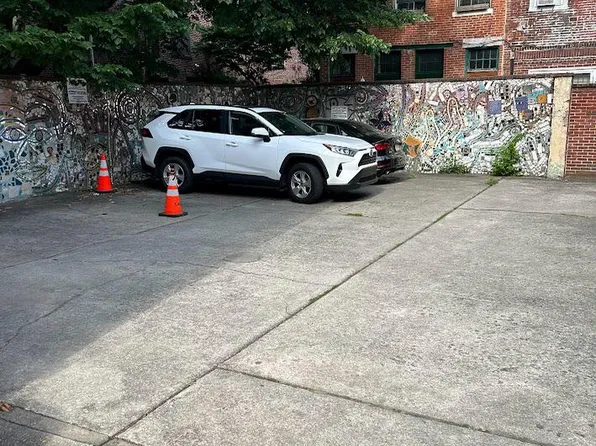 513 S Randolph St #F, Philadelphia, PA 19147