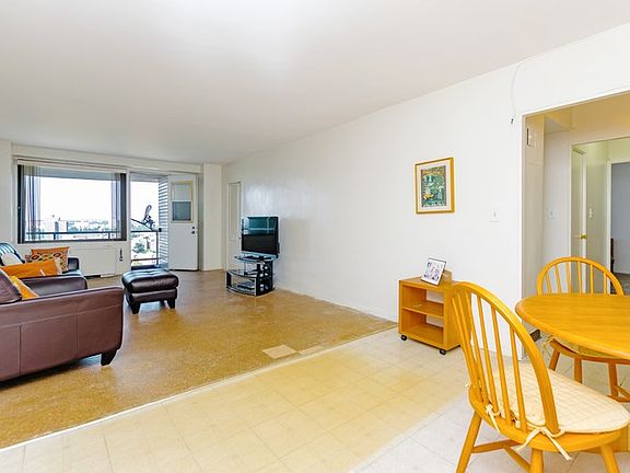 5th image of 1020 Grand Concourse APT 23D