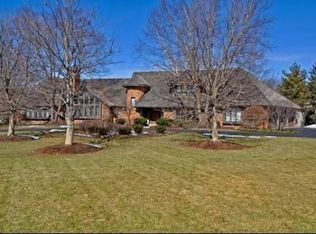 240 Kimberly Ln, Lake Forest, IL 60045