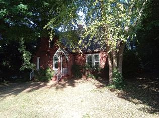 515 S Ashe Ave, Newton, NC 28658