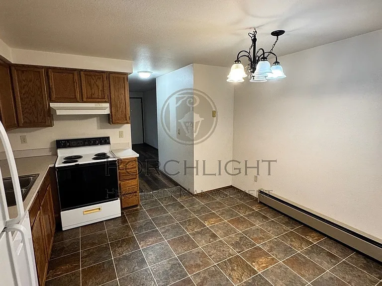 La Villa Apartments — Photo 32