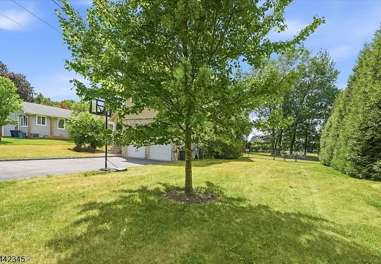 6 Poplar Pl — Photo 35