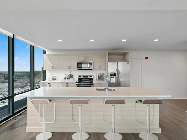 2030 Hudson Street image 205 of 284