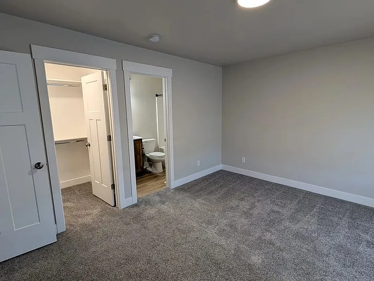 113 Hillcrest Ave — Photo 17