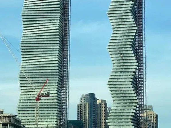 448 Burnhamthorpe Rd W, Mississauga, ON