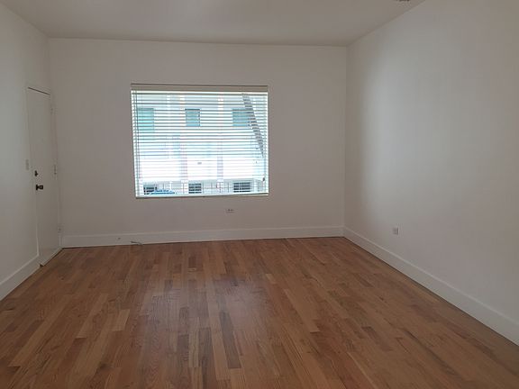 5th image of 1471 Lincoln Ter APT 4