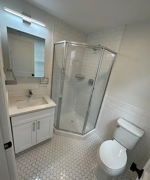 337 Franklin Ave — Photo 10