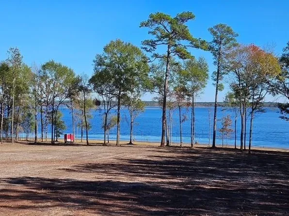 1329 Private Road 8556, Broaddus, TX 75929