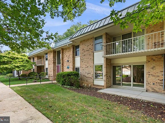 4th image of 3352 Chiswick Ct #57-2H