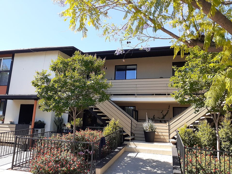 1st image of 7601 Whitsett Ave #F3d22f679