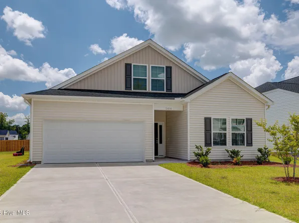 2414 Flowery Branch Dr, Castle Hayne, NC 28429
