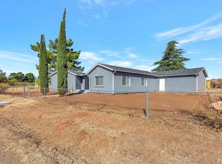 17560 E Bob White Rd, Mayer, AZ 86333
