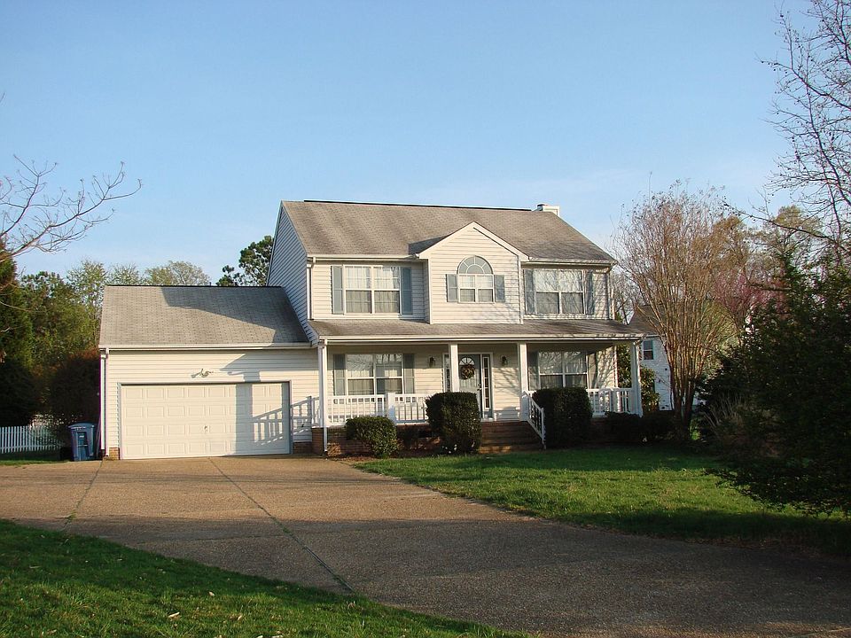 5 bedroom, 3 bathroom home with 2-car garage on the end of a cul-de-sac.