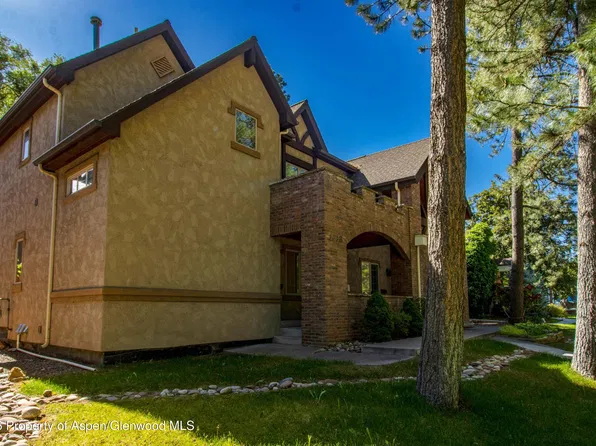 1216 Grand Ave, Glenwood Springs, CO 81601