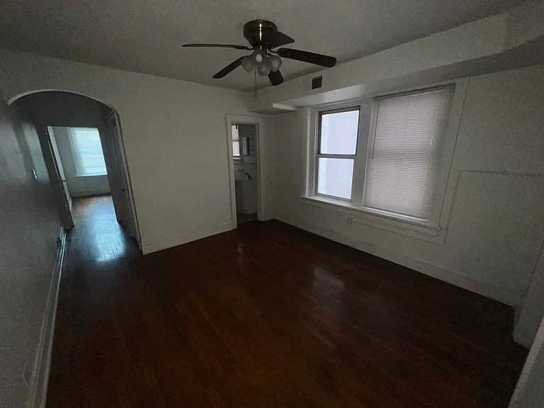 518 W. Grace St.* — Photo 25