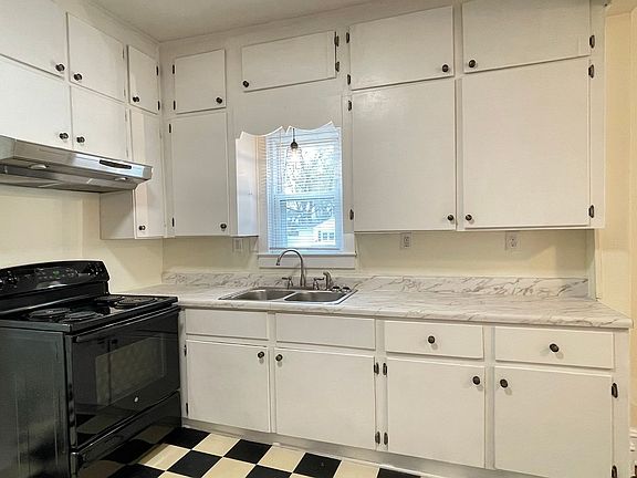 2nd image of 406 N Brunswick Ave