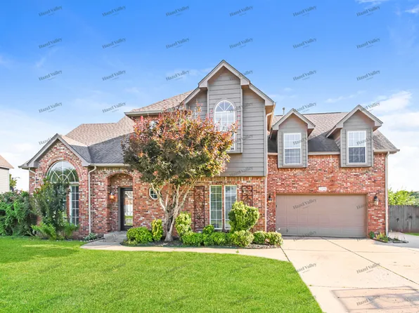 2404 N 12th St, Broken Arrow, OK 74012