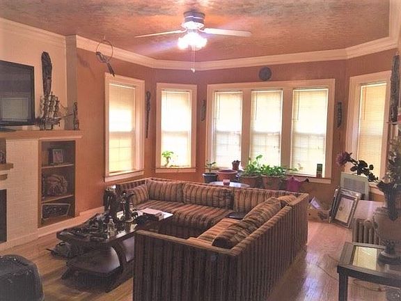 3rd image of 8337 S Maryland Ave #1