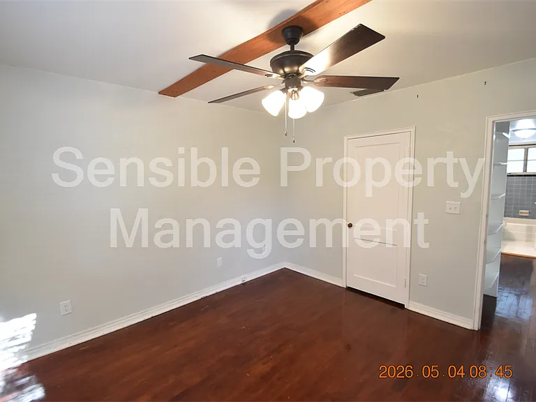 2801 Sanders Dr — Photo 20