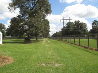 2000 California Ave, Cleveland, TX 77328