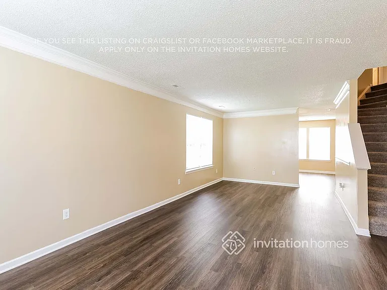 1009 Omaha Dr — Photo 10