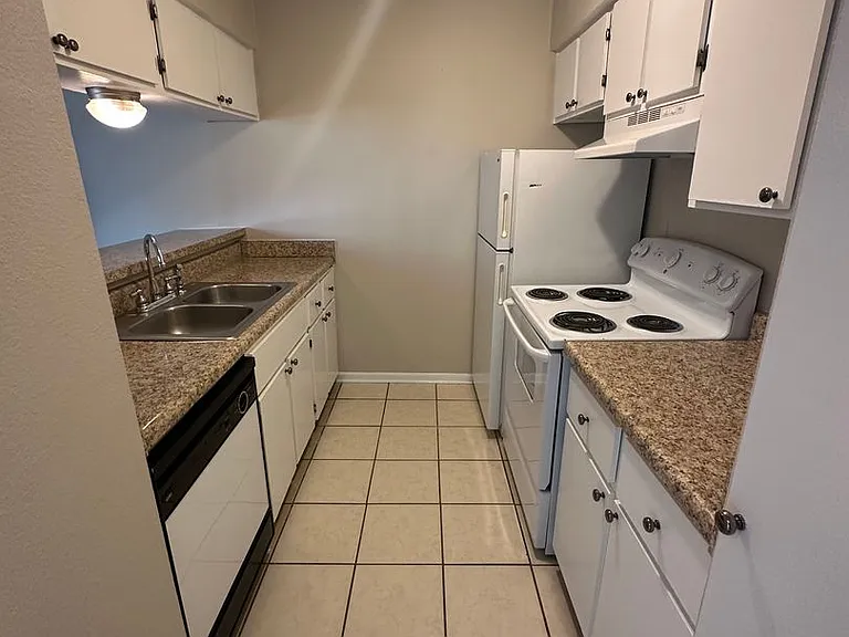 6687-3 Whispering Oak Pl — Photo 5