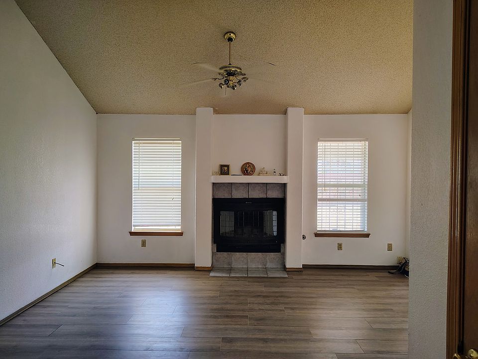 2nd image of 1720 Gambel Quail Dr