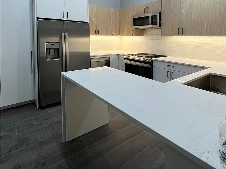 31 Riverside Ave — Photo 14