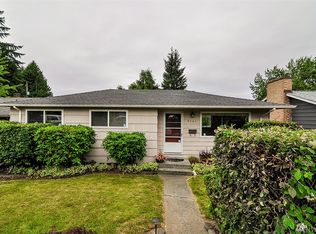 9243 25th Ave SW, Seattle, WA 98106