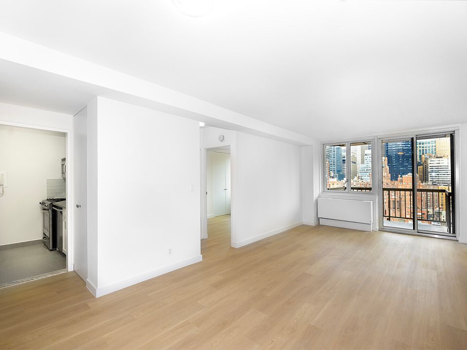 1st image of 115 E 34th St #2103