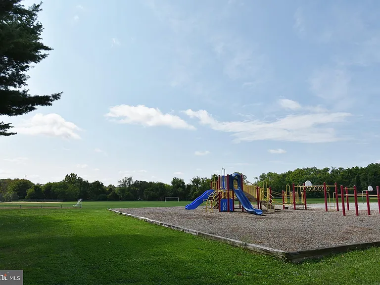 6017 Majors Ln #5-B5 — Photo 22