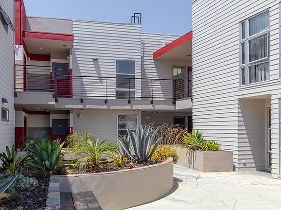 4th image of 1241 W 37th Pl APT 3