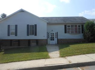 335 Ochre St, Lehighton, PA 18235