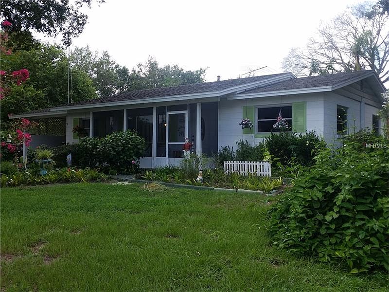 1st image of 210 McKay Dr