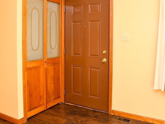 5th image of 12442 S Wood St