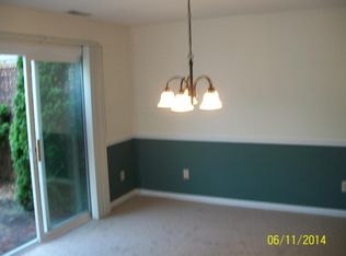 27 Bay Club Cir, Morehead City, NC 28557