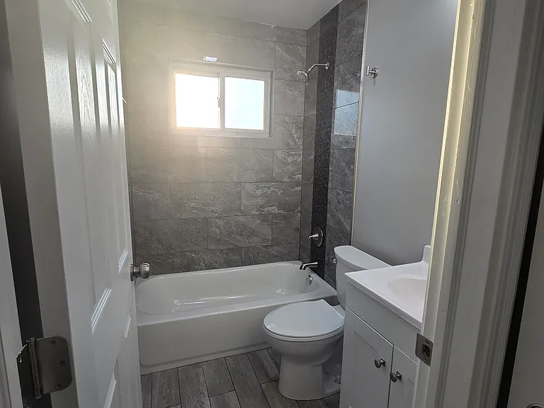 5139 Colerain Ave #2 — Photo 10