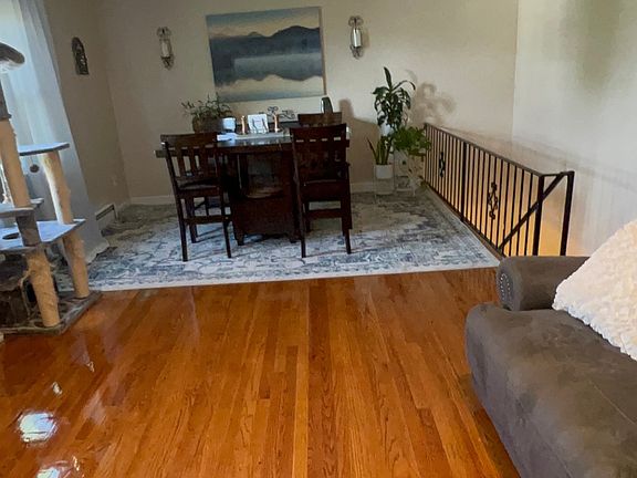4th image of 235 Elm Ave #1