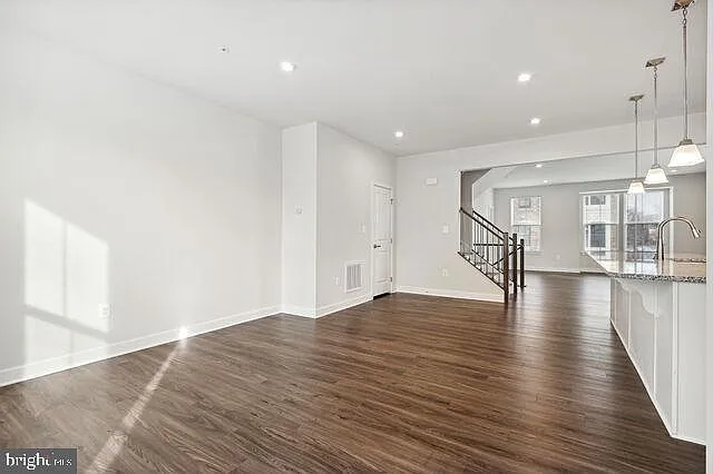 2715 Evansgreen Dr — Photo 7