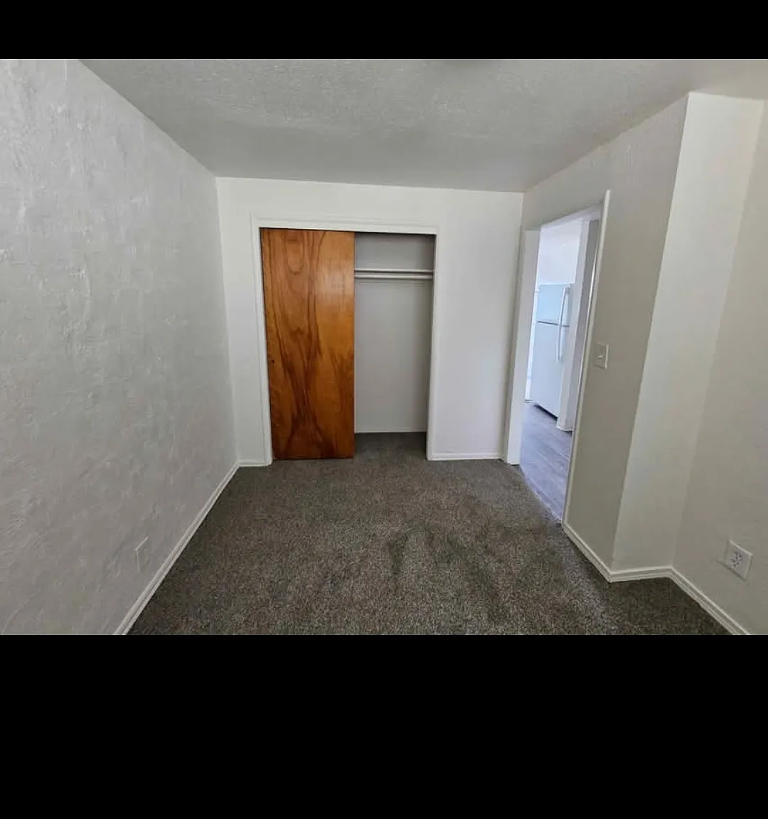 4120 Beach Dr SW — Photo 3