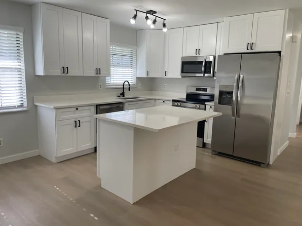 2546 Granada Ave #B, Vero Beach, FL 32960