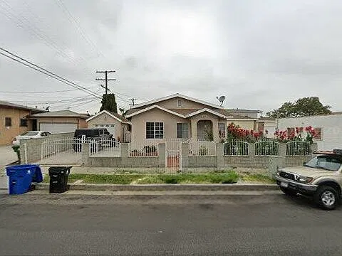 2 bed, 816 sqft, $2,900 — Photo 2
